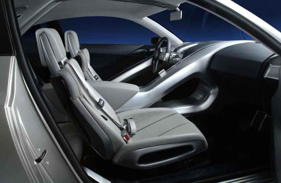 Интерьер Nissan GT-R Proto Concept 2001 года  (фото 32 из 51)
